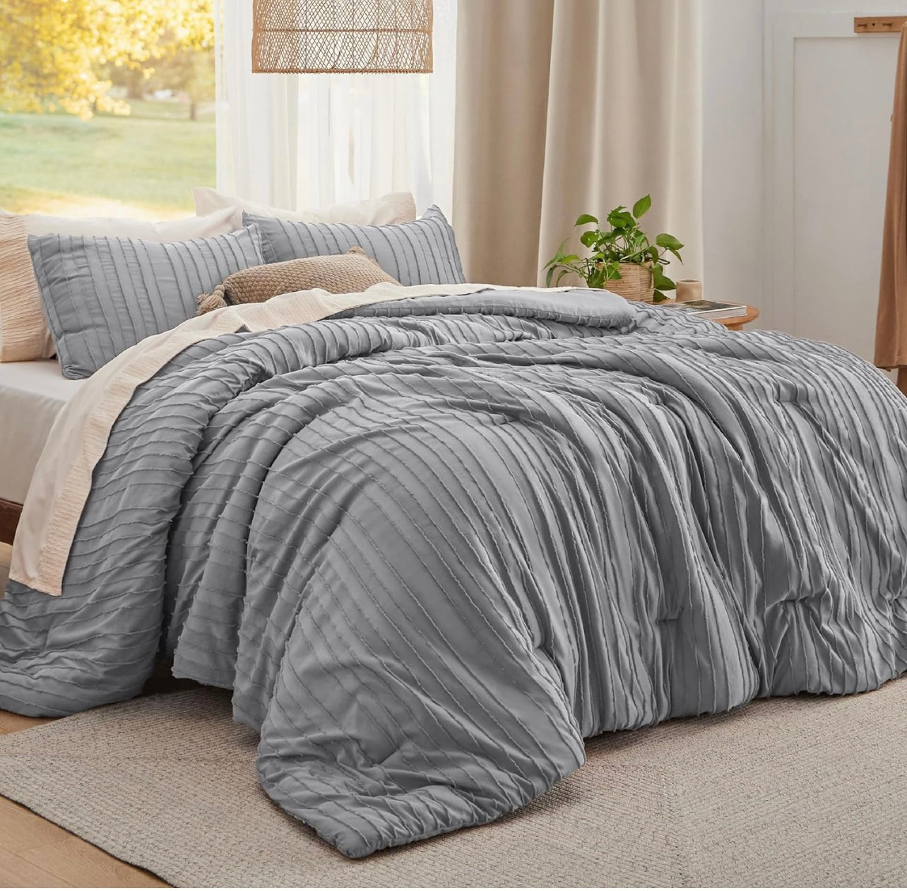 Bedsure Boho Comforter Queen - Grey Tufted Bedding Comforter for all seasons 3 piece set