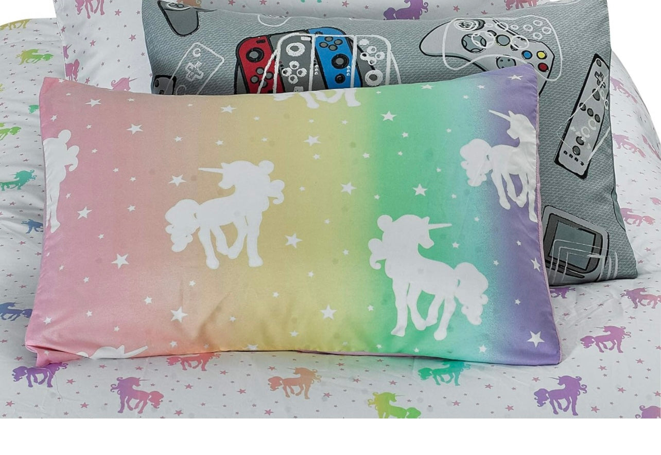Kids Rule 7-Piece Unicorn and Stars Glow in The Dark Comforter Set, with a Comforter, Fitted Sheet, Flat Sheet, and 4 Pillowcases, Rainbow Colors, Pink, Multicolored, for Kids, Full