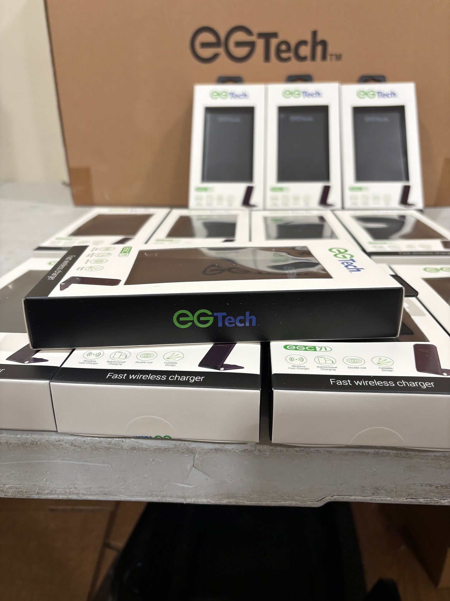 EG tech Fast wireless charger wholesale case of 72 units